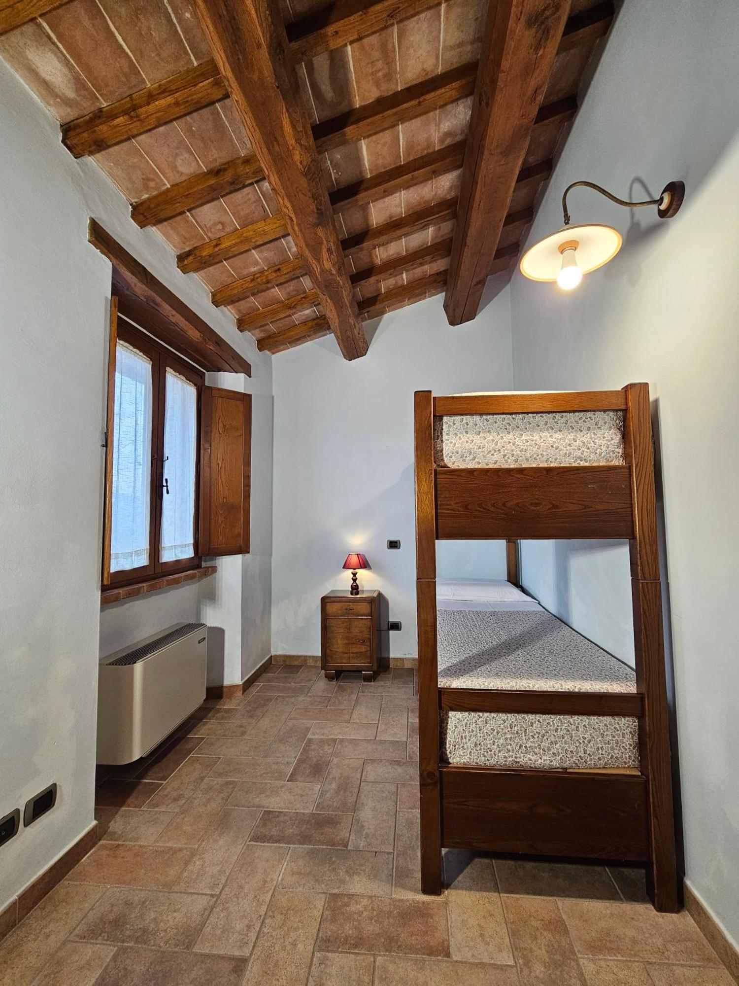 La Fonte Di Montebuono Villa Magione Luaran gambar