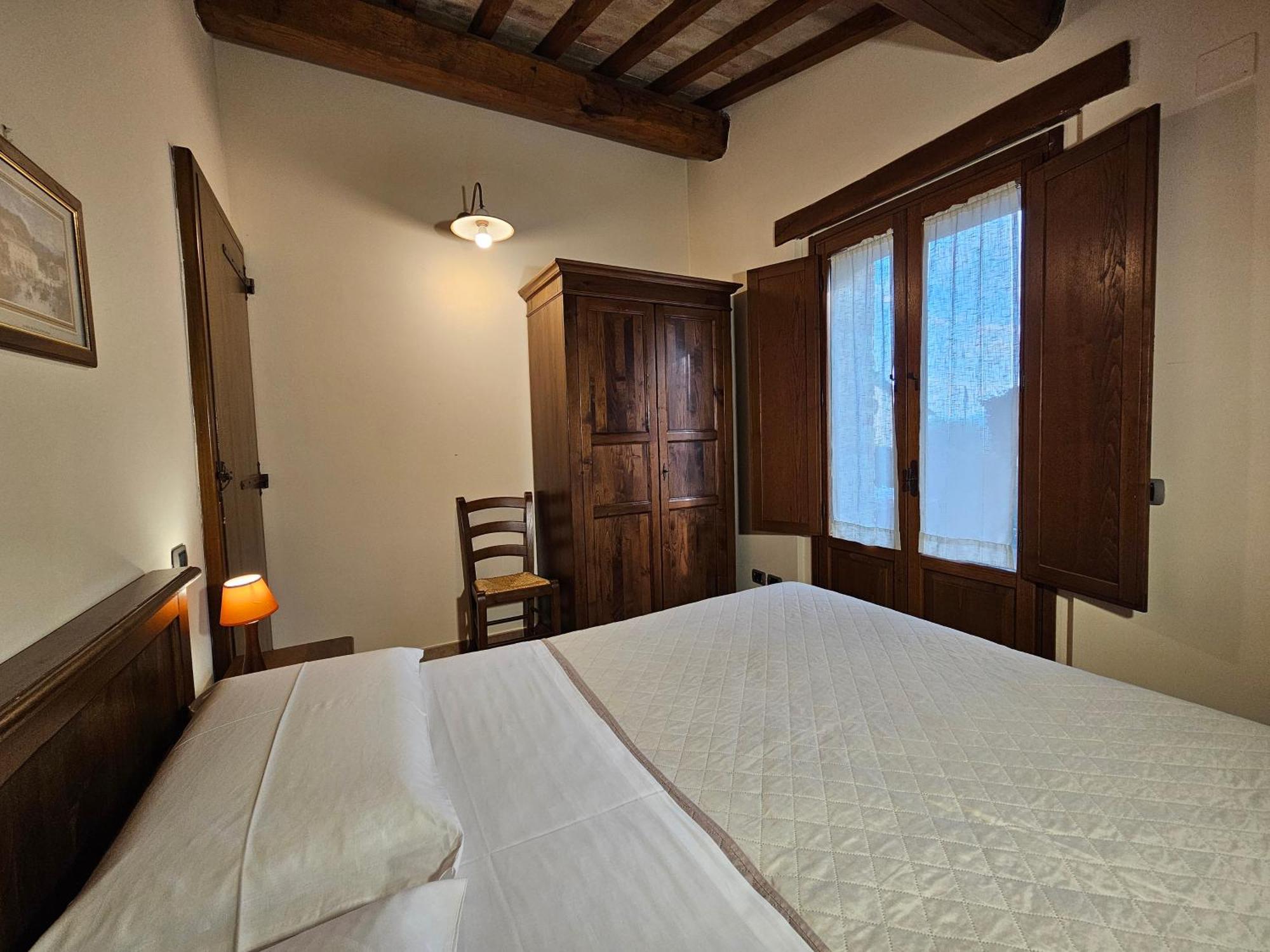 La Fonte Di Montebuono Villa Magione Bilik gambar